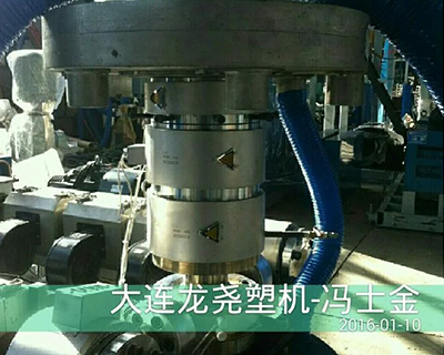 PE吹膜機